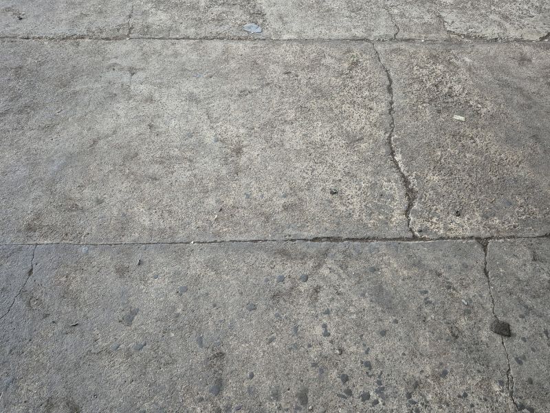 Concrete Resurfacing in Des Moines, IA